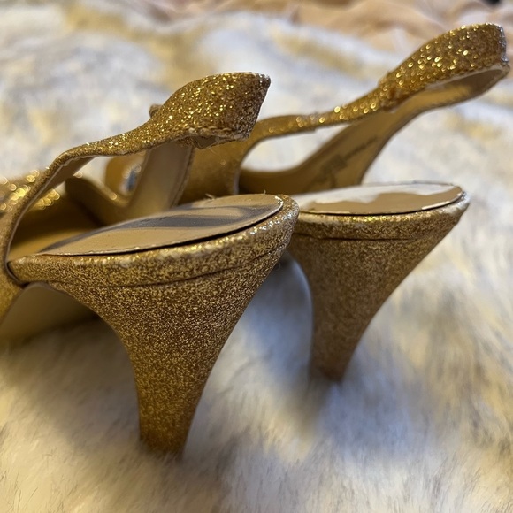 Nine West Gold Glitter Sling back Peep Toe Heels Size 8M - Picture 5 of 13